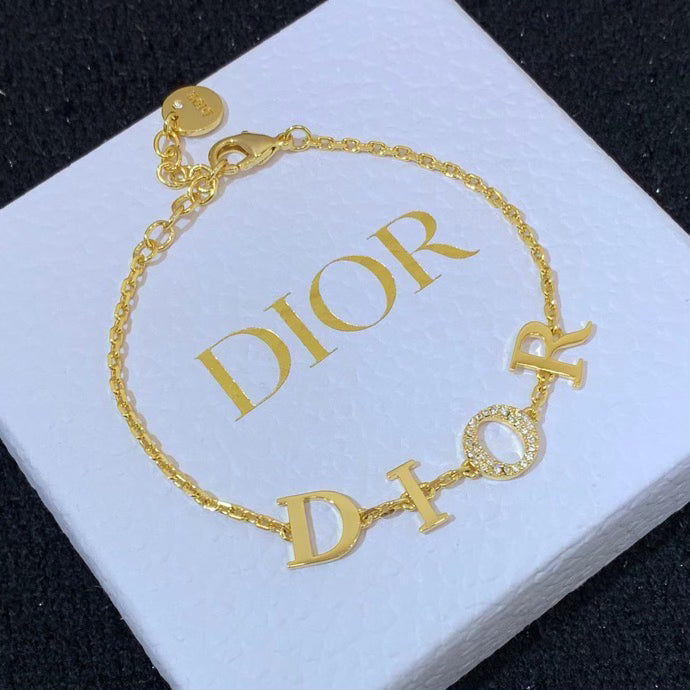 D Bracelet