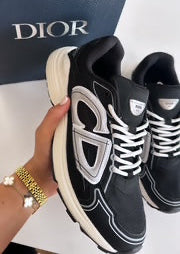 Black/White B30 Trainers